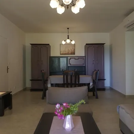 Apartamento Krasna Baška Voda